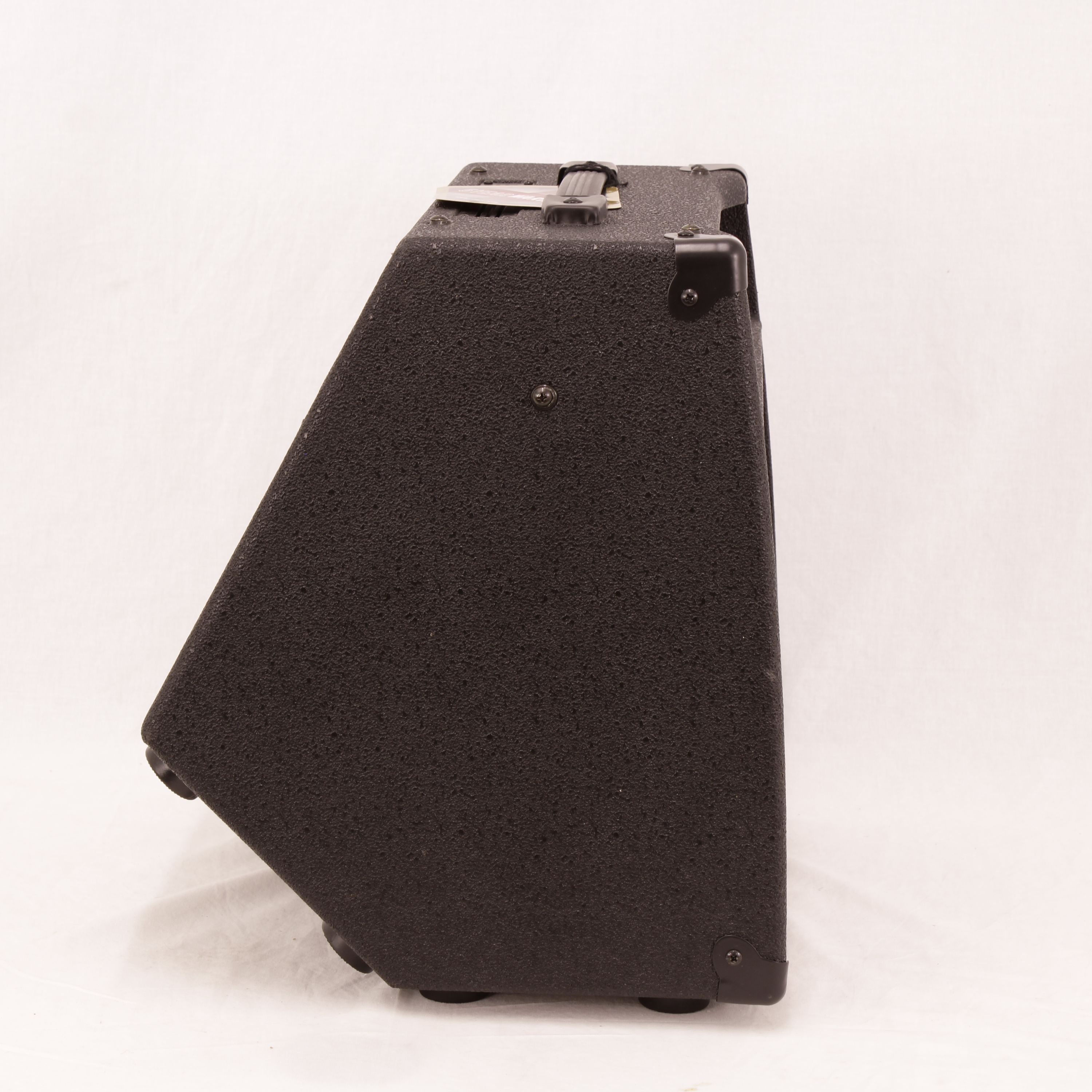Amplificador de bajo Laney RB2 - 30 watts Openbox foto 3
