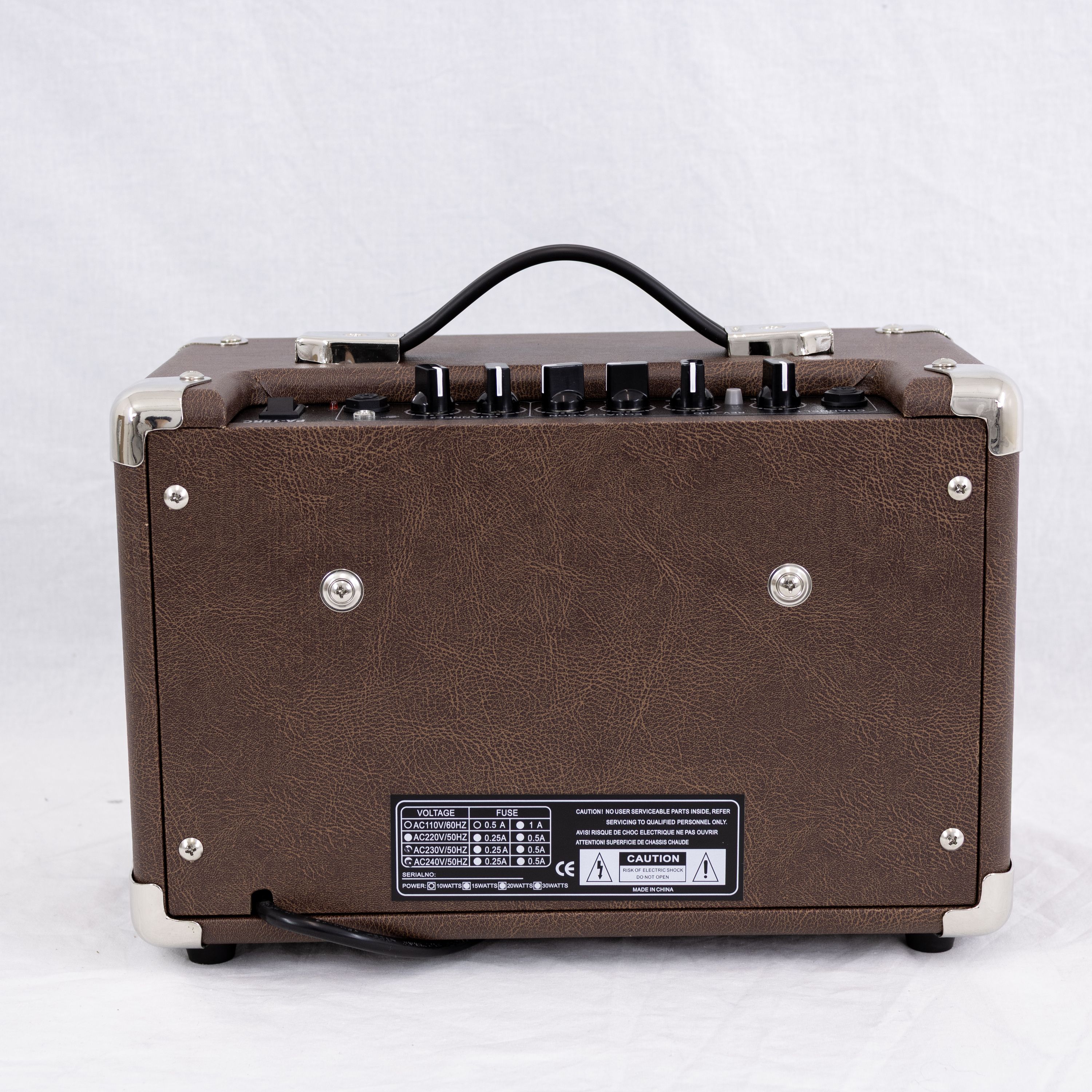 Amplificador de guitarra electroacústica Freeman 15w  PA-15RC BRW OPENBOX foto 5