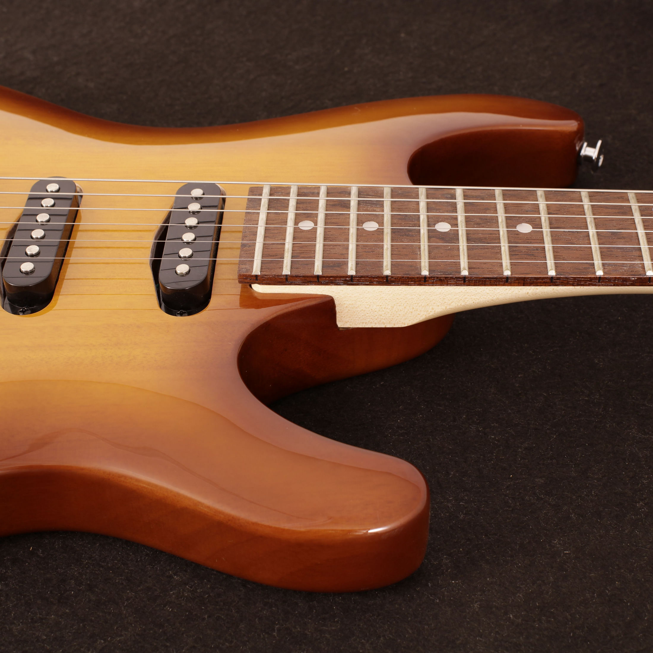 Guitarra Eléctrica Ibanez GSA60 Brown Sunburst OPENBOX foto 5