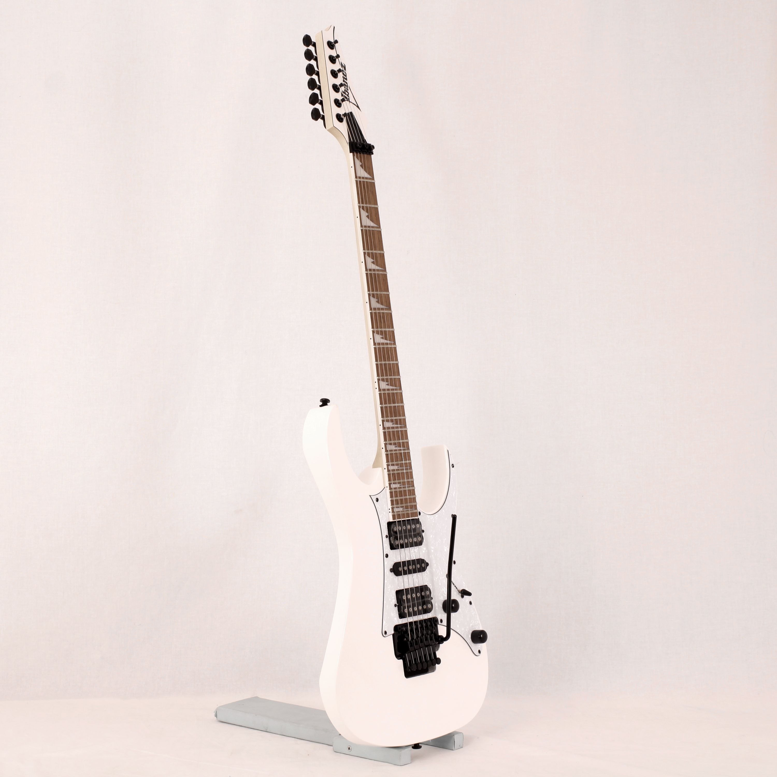 Guitarra eléctrica Ibanez RG350DXZ - White OPENBOX foto 3