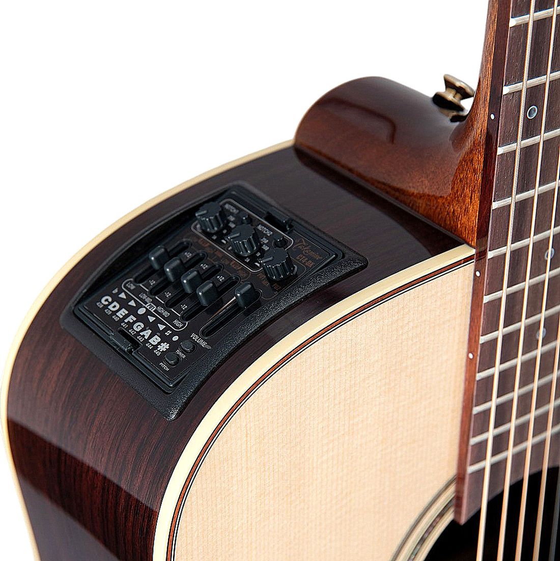 Guitarra electroacústica Takamine P5DC NAT con case foto 4