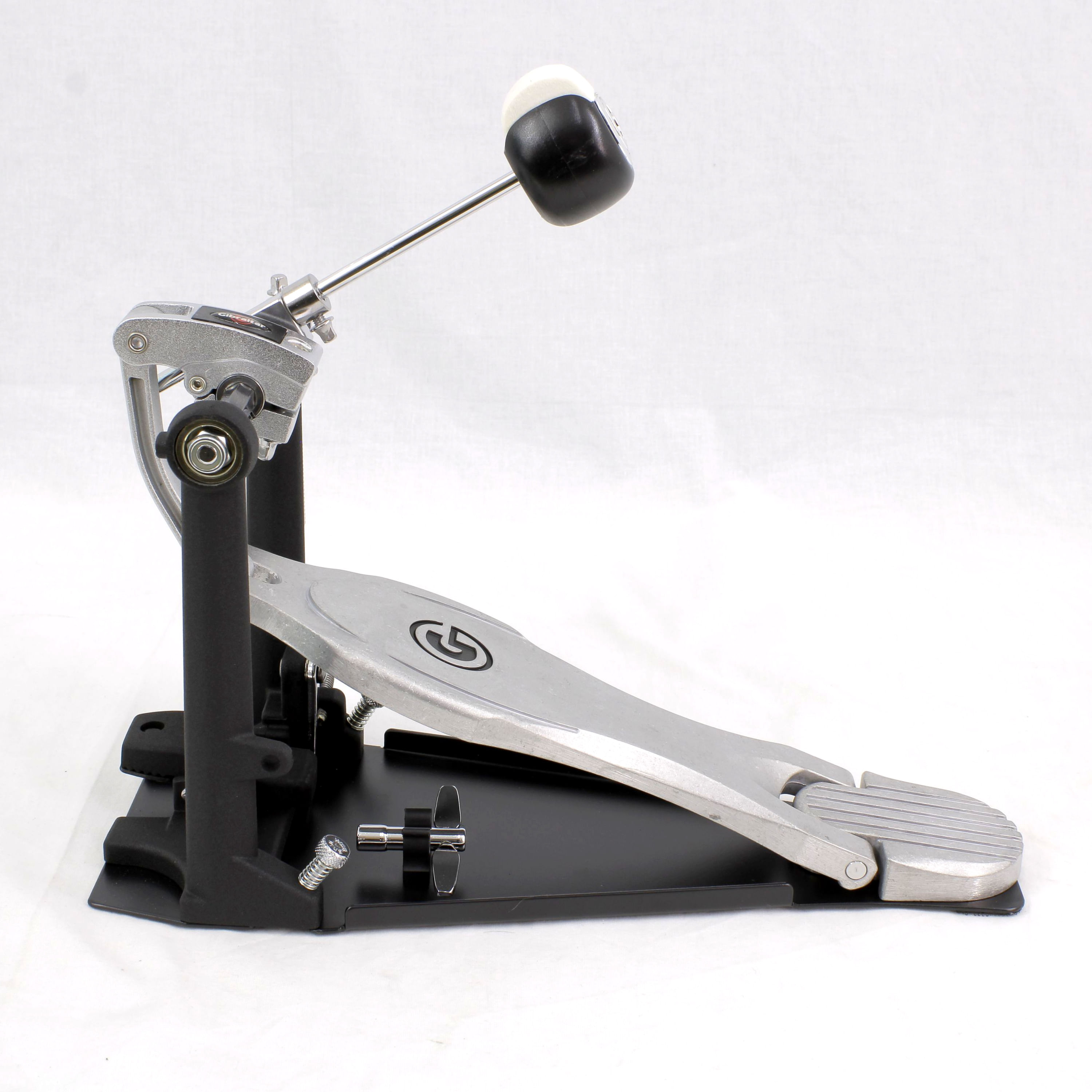 Pedal de bombo simple Gibraltar 6711DD - con sistema direct drive OPENBOX
